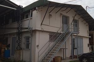 Locale ad uso commerciale