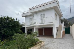 VILLA SINGOLA A CARINI