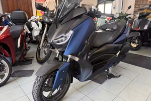 YAMAHA X-MAX 300 x