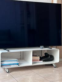 Mobile TV KARE Design