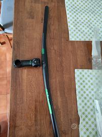 Manubrio più attacco