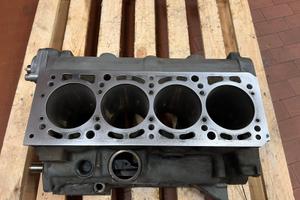 Monoblocco Fiat  lancia  Croma thema 2000