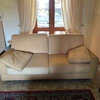 2 DIVANI E 1 POLTRONA 