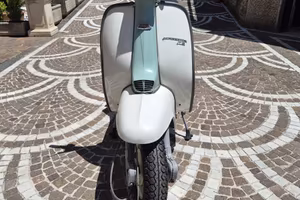 LAMBRETTA 125
