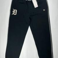 Pantaloni Tuta Nera New Era Detroit e Grigia LA