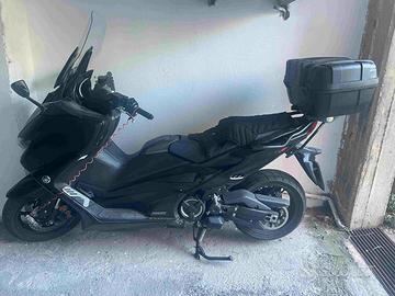 T MAX modello XP 560 D 21500 km