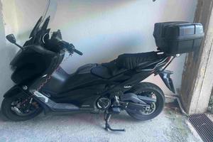 T MAX modello XP 560 D 21500 km
