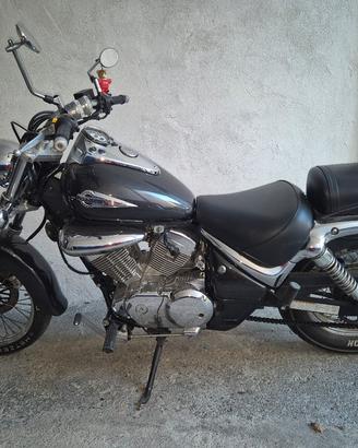 Suzuki vl250