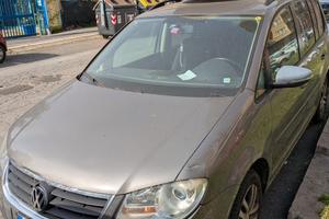 VOLKSWAGEN TOURAN NON MARCIANTE