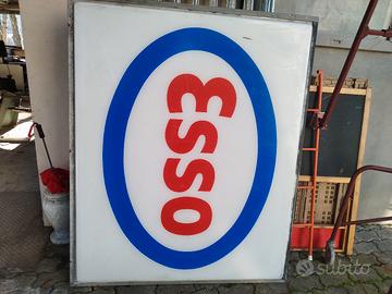 insegna esso