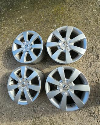 4 cerchi 16 pollici per Golf 4-5 e New Beetle