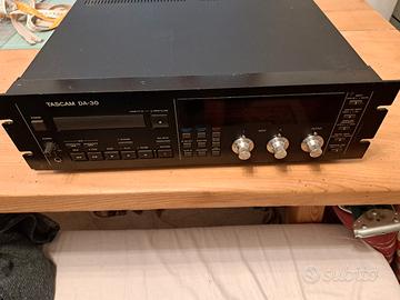 Dat TASCAM DA 30 