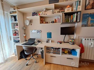 mobilia completa  per camera ragazzi/adulti