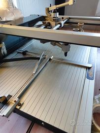 Taglierina per  taglio passepartout e vetro