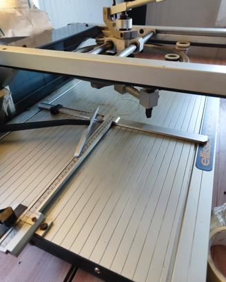 Taglierina per  taglio passepartout e vetro