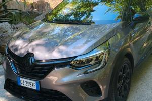 Renault Captur E-Tech Hybrid 2022 – 72.000 km