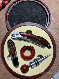 Set cavatappi + 2 tappi da vino