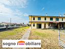 villa-a-schiera-angolare-nuova