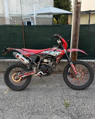 Fantic XEF 125