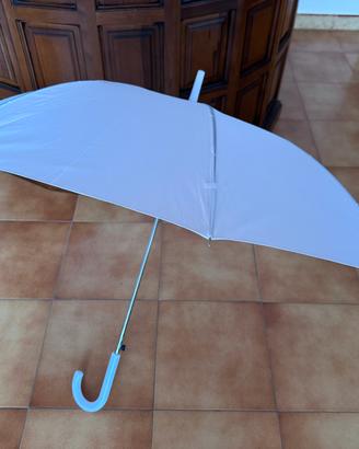 Ombrello bianco sposa matrimonio