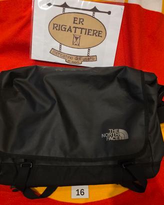 ER-STOCK-200 # BORSA THE NORTH FACE NERA APERTA