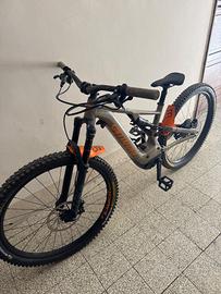 E MTB SPECIALIZED TURBO LEVO Taglia M