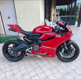 Ducati Panigale 899