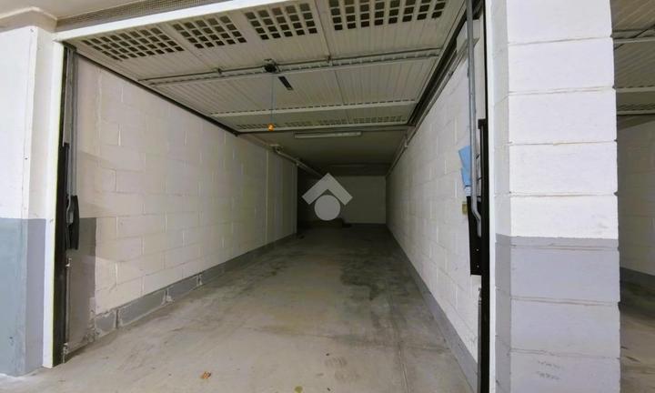 BOX A CIVITANOVA MARCHE