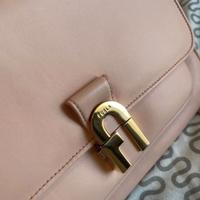 Borsa Furla modello cosy in pelle