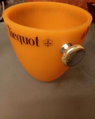 "Cestello del Ghiaccio Veuve Clicquot