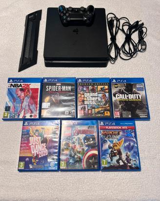 PS4 slim 500GB + 1 controller + 7 giochi