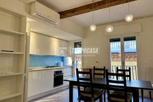 Appartamento a Bologna Via Castiglione 2 locali