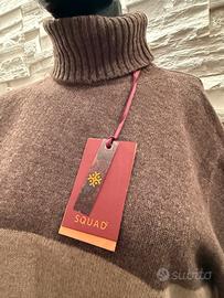 Maglione a collo alto caldo e morbido marca squad