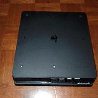 play station 4 slim 1 bt  8 giga di RAM