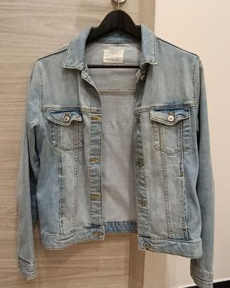 giubbino di jeans ragazza Zara