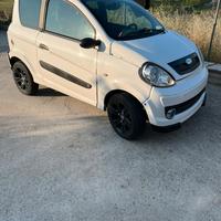 Microcar 61 by dà - 2011