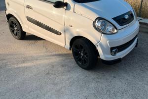 Microcar 61 by dà - 2011