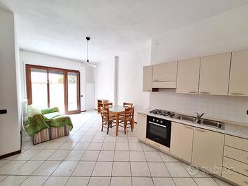 MINI CON GARAGE E SCOPERTO ESCLUSIVO