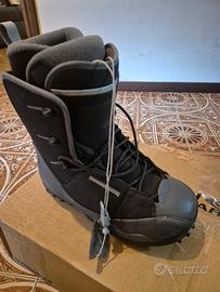 Scarponi snowboard Salomon Symbio numero 43⅓