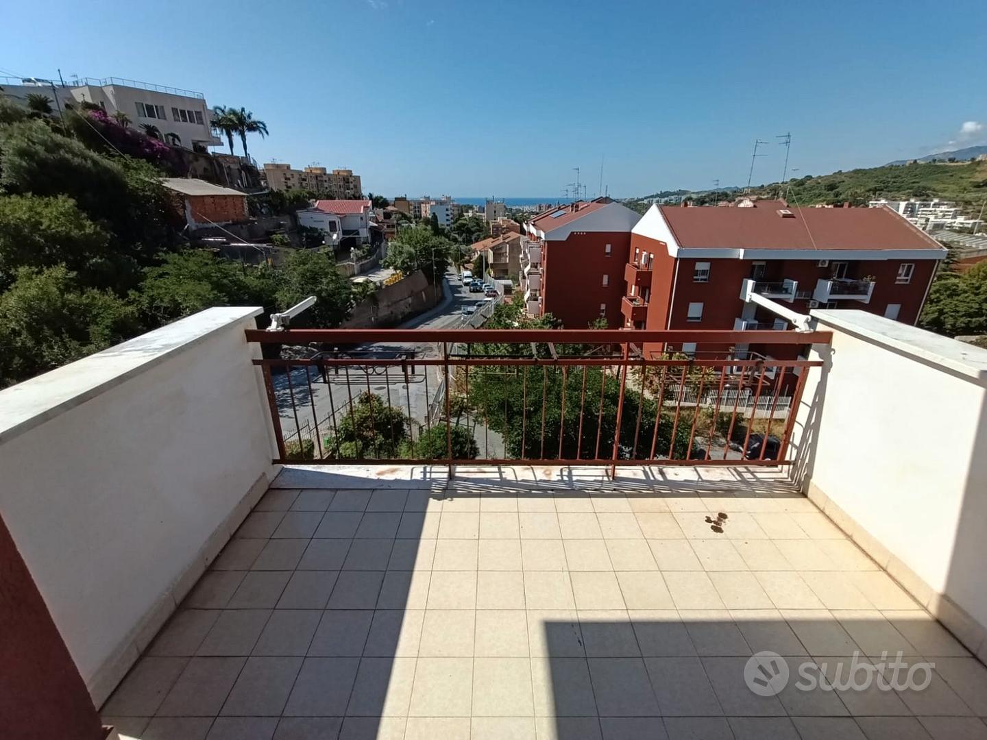 Apartment in ME - Vista 3