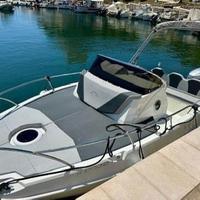 BARCA SPEEDY CAYAMAN CON HONDA 150 cv