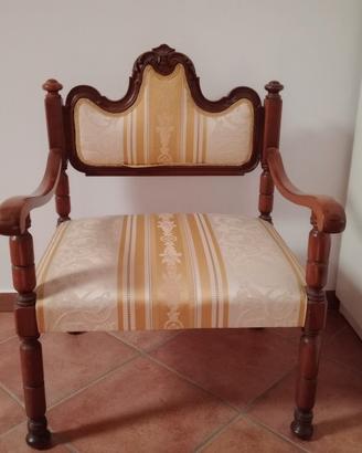 Poltroncina da camera in raso 