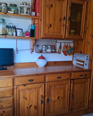 mobili cucina / taverna in pino massiccio