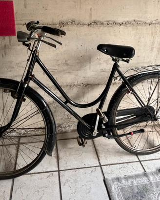 Bicicletta donna freni a bacchetta