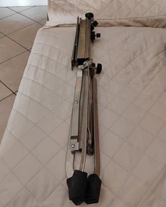 leggio marca K&M in acciaio 