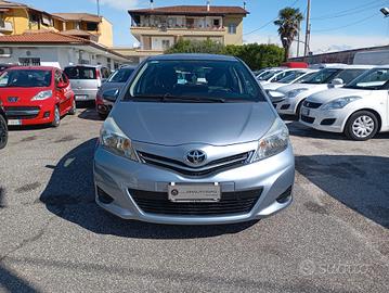 Toyota Yaris 1.0 5 porte Active