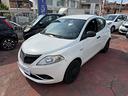 lancia-ypsilon-hybrid-ecochic-appena-12000km