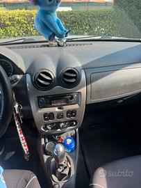 Dacia duster 2012