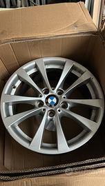 4 Cerchi originali BMW da 17+ gomme