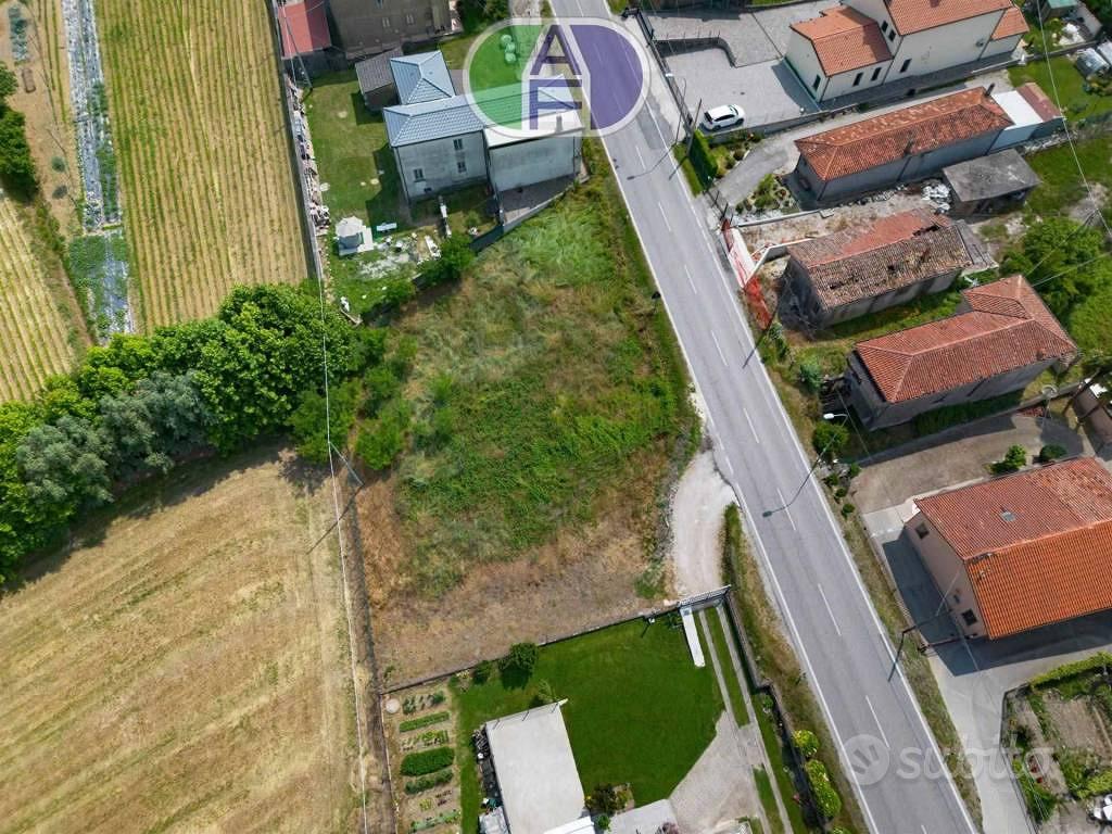 Terreno di 1050 m² a Dolo - Altro
